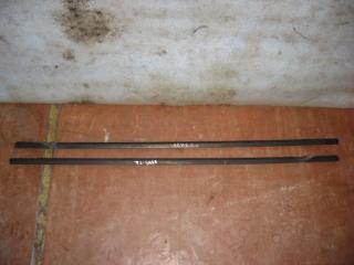 уплотнитель Volkswagen Touran 2 2011, 2.0 л., TDi, CFJ, дизель, АКПП, черный, минивэн, передний привод