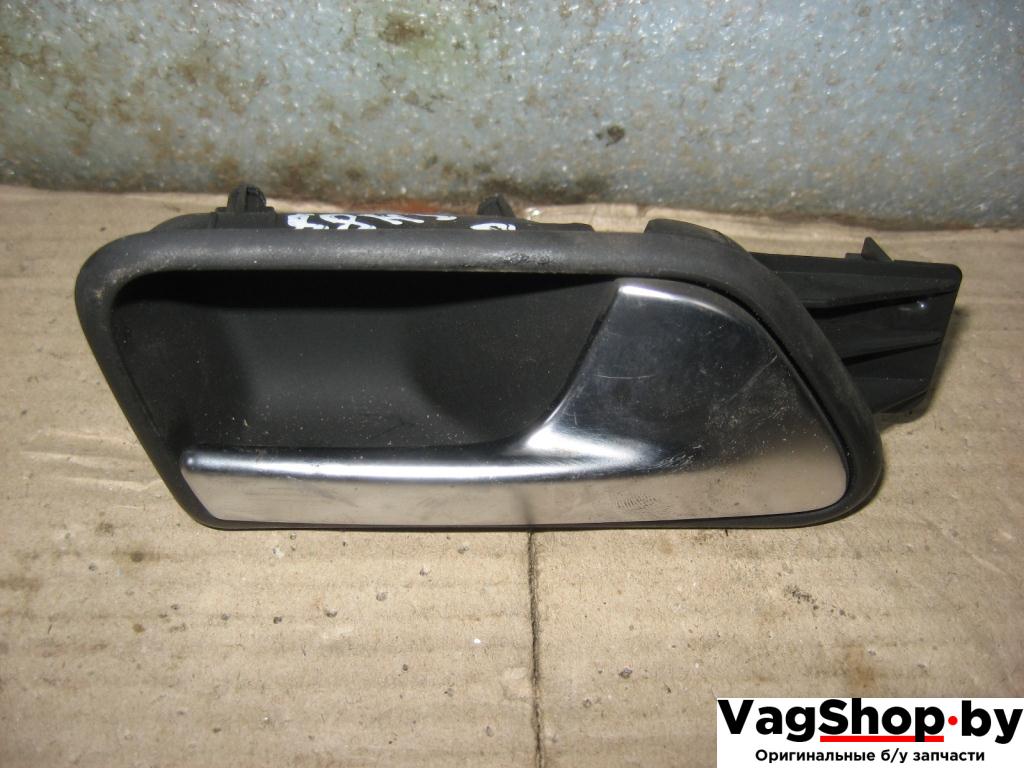 ручка внутренняя задняя правая Volkswagen Touran 2 2011, 2.0 л., TDi, CFJ, дизель, АКПП, черный, минивэн, передний привод, 1T0839114C - фото №1