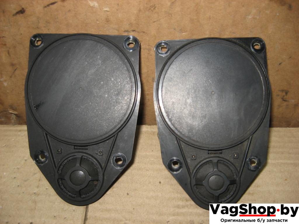 динамик высокочастотный (пищалка) Volkswagen Touran 2 2011, 2.0 л., TDi, CFJ, дизель, АКПП, черный, минивэн, передний привод, 1T0035411S - фото №1