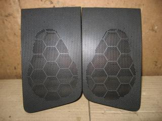 сетка на динамик Volkswagen Touran 2 2011, 2.0 л., TDi, CFJ, дизель, АКПП, черный, минивэн, передний привод, 1T0857209, 1T0857210