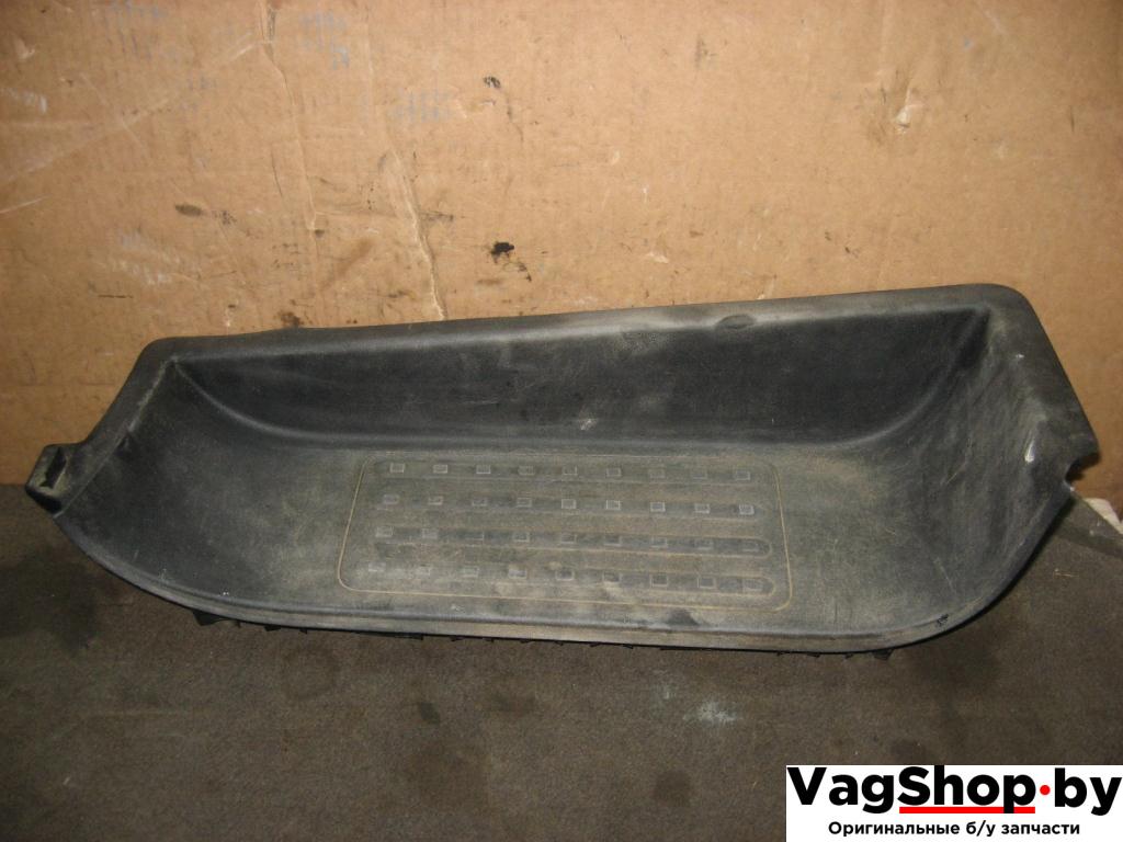 накладка на порог Volkswagen Transporter T5 2007, 2.5 л., TDi, BNZ, дизель, АКПП, красный, передний привод, 7H0863736D - фото №1