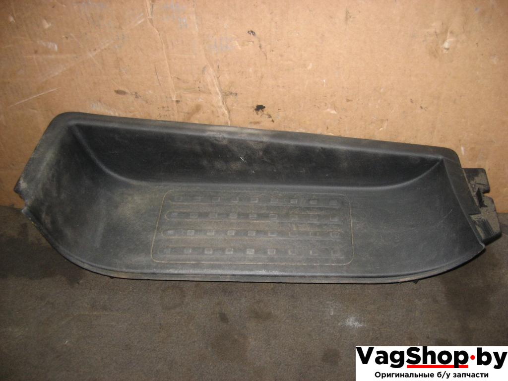 накладка на порог Volkswagen Transporter T5 2007, 2.5 л., TDi, BNZ, дизель, АКПП, красный, передний привод, 7H0863735B - фото №1