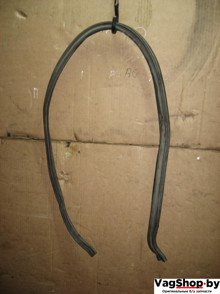 уплотнитель Volkswagen Transporter T5 2007, 2.5 л., TDi, BNZ, дизель, АКПП, красный, передний привод, 7H0823737C - фото №1