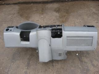 панель передняя салона (торпедо) Volkswagen Transporter T5 2007, 2.5 л., TDi, BNZ, дизель, АКПП, красный, передний привод