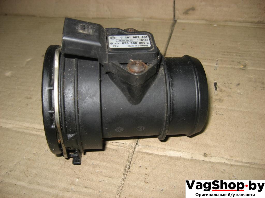 патрубок интеркулера Volkswagen Transporter T5 2007, 2.5 л., TDi, BNZ, дизель, АКПП, красный, передний привод, 7H0145955L, 7H0145958D - фото №1