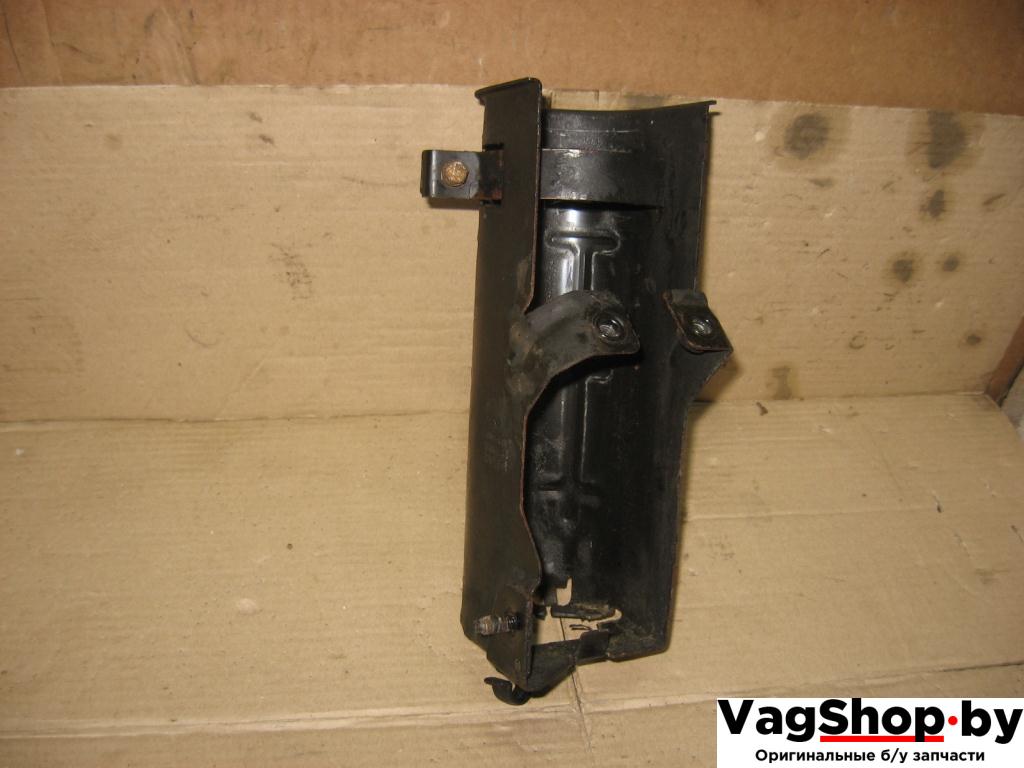 кронштейн топливного фильтра Volkswagen Transporter T5 2007, 2.5 л., TDi, BNZ, дизель, АКПП, красный, передний привод, 7H0127224B - фото №1