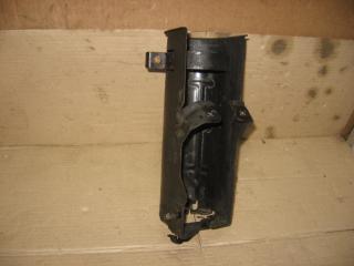 кронштейн топливного фильтра Volkswagen Transporter T5 2007, 2.5 л., TDi, BNZ, дизель, АКПП, красный, передний привод, 7H0127224B