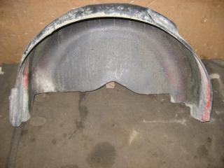 защита арок задняя правая (подкрылок) Volkswagen Transporter T5 2007, 2.5 л., TDi, BNZ, дизель, АКПП, красный, передний привод, 7H0810972B