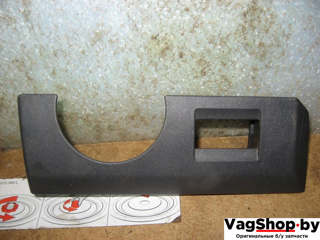 накладка на торпедо (консоль) Volkswagen Caravelle 5 2006, 2.5 л., TDi, AXD, дизель, МКПП, красный, минивэн, передний привод, 7H1857189A - фото №1