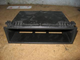 бардачок Volkswagen Caravelle 5 2006, 2.5 л., TDi, AXD, дизель, МКПП, красный, минивэн, передний привод, 1J0857058B