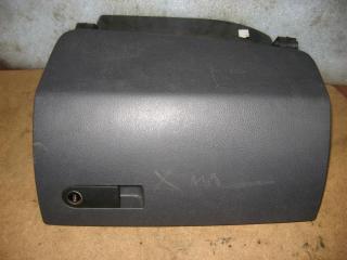 бардачок Volkswagen Caravelle 5 2006, 2.5 л., TDi, AXD, дизель, МКПП, красный, минивэн, передний привод, 7H1857095A