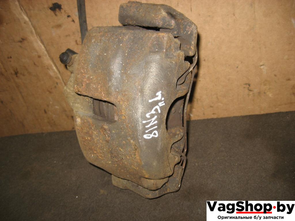 суппорт передний левый Volkswagen Golf 6 поколение 2010, 1.4 л., TSI, CAX, бензин, МКПП, серебро, универсал, передний привод - фото №1