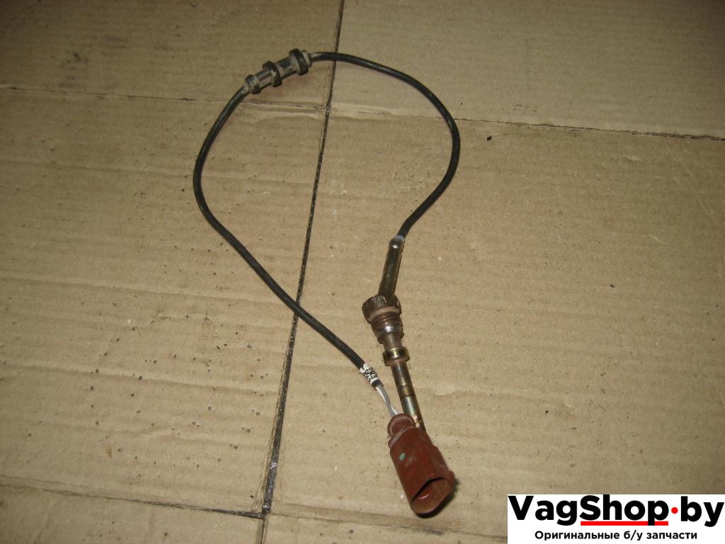 датчик давления (температуры) выхлопных газов Volkswagen Passat B6 2010, 2.0 л., TDi, CBB, дизель, АКПП, серый, универсал, полный привод, 03L906088CE - фото №1