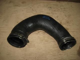 патрубок интеркулера Volkswagen Touareg 1 поколение [рестайлинг] 2008, 3.0 л., TDi, CAS, дизель, АКПП, черный, внедорожник 5 дв., полный привод, 7L6145972E