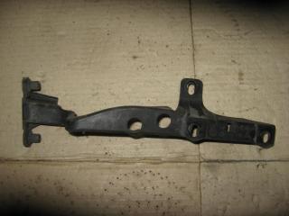 крепление ( кронштейн ) крыла Volkswagen Touareg 1 поколение [рестайлинг] 2008, 3.0 л., TDi, CAS, дизель, АКПП, черный, внедорожник 5 дв., полный привод, 7L0805733