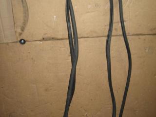 уплотнитель Volkswagen Touareg 1 поколение 2004, 4.2 л., i, AXQ, бензин, АКПП, белый, внедорожник 5 дв., полный привод, 7L0867367A