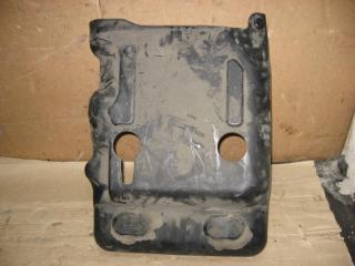 защита топливного бака Volkswagen Touareg 1 поколение 2004, 4.2 л., i, AXQ, бензин, АКПП, белый, внедорожник 5 дв., полный привод, 7L0201979