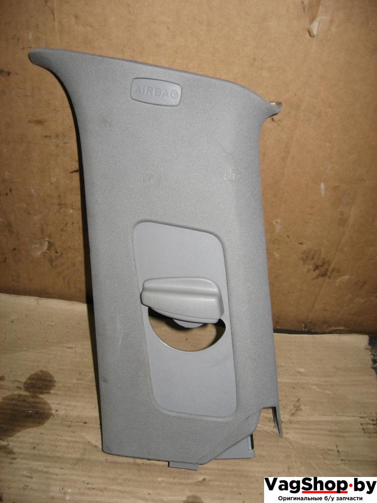 обшивка стойки задней правой Volkswagen Touareg 1 поколение 2004, 4.2 л., i, AXQ, бензин, АКПП, белый, внедорожник 5 дв., полный привод, 7L6867242 - фото №1