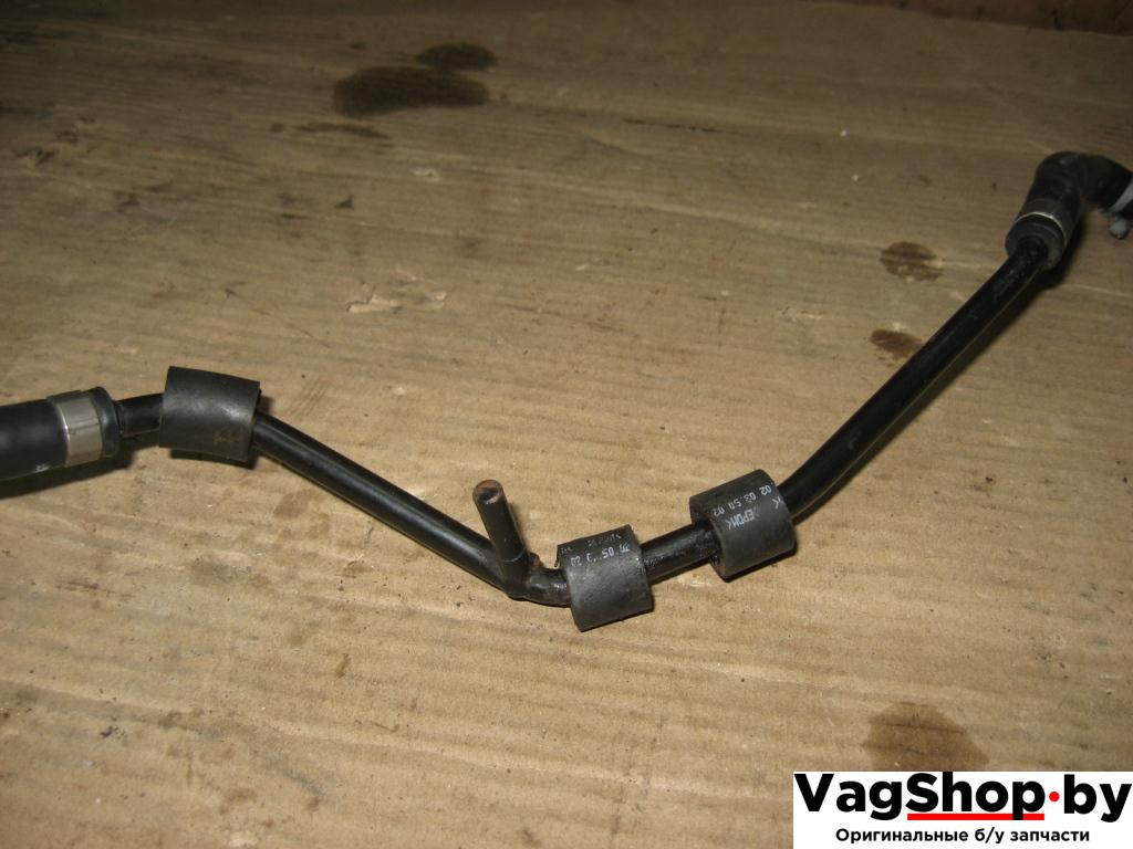 трубка охлаждающей жидкости Volkswagen Touareg 1 поколение 2004, 4.2 л., i, AXQ, бензин, АКПП, белый, внедорожник 5 дв., полный привод, 7L6122447N - фото №1