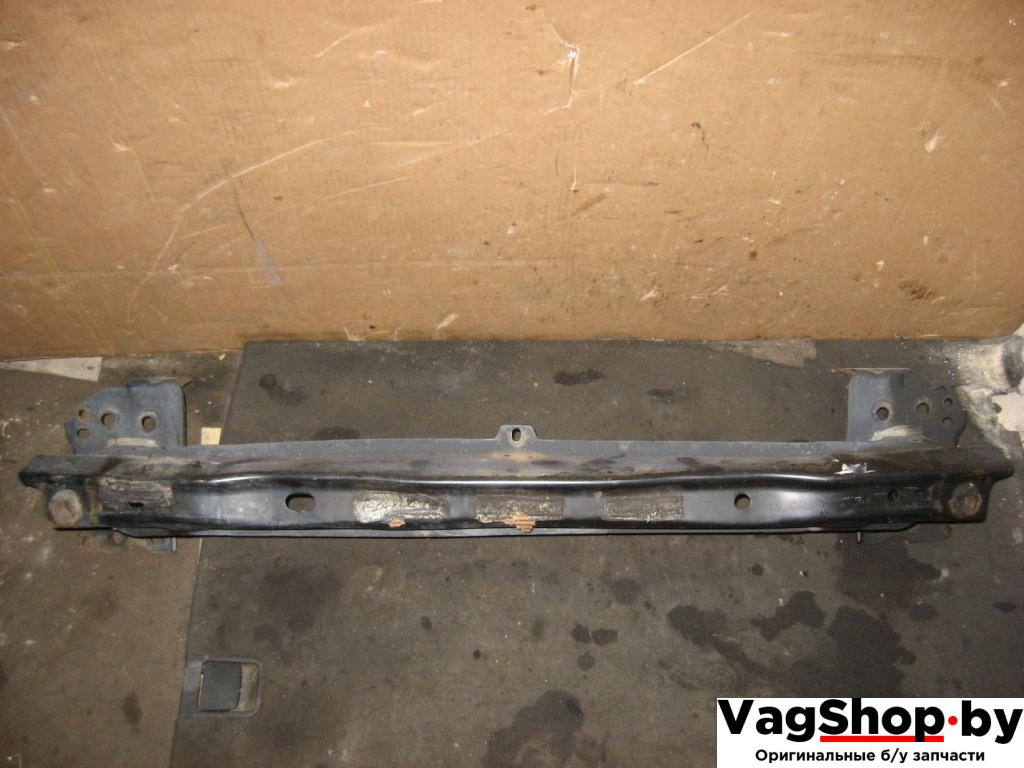 усилитель бампера переднего Volkswagen Touareg 1 поколение 2004, 4.2 л., i, AXQ, бензин, АКПП, белый, внедорожник 5 дв., полный привод, 7L0807109E - фото №1