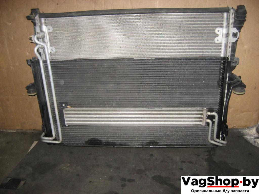 кассета радиаторов Volkswagen Touareg 1 поколение 2004, 4.2 л., i, AXQ, бензин, АКПП, белый, внедорожник 5 дв., полный привод, 7L0121253, 7L0422885B, 7L0317021, 7L0820411G - фото №1