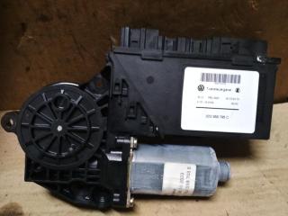 моторчик стеклоподъемника задний левый Volkswagen Touareg 1 поколение 2004, 4.2 л., i, AXQ, бензин, АКПП, белый, внедорожник 5 дв., полный привод, 7L0959703B, 3D0959795C