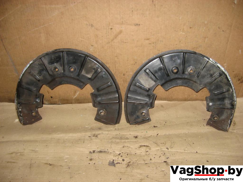 защитный кожух тормозного механизма Volkswagen Touareg 1 поколение 2004, 4.2 л., i, AXQ, бензин, АКПП, белый, внедорожник 5 дв., полный привод, 7L0615311B - фото №1