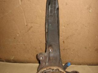 кулак поворотный левый Volkswagen Touareg 1 поколение 2004, 4.2 л., i, AXQ, бензин, АКПП, белый, внедорожник 5 дв., полный привод, 7L0407257A