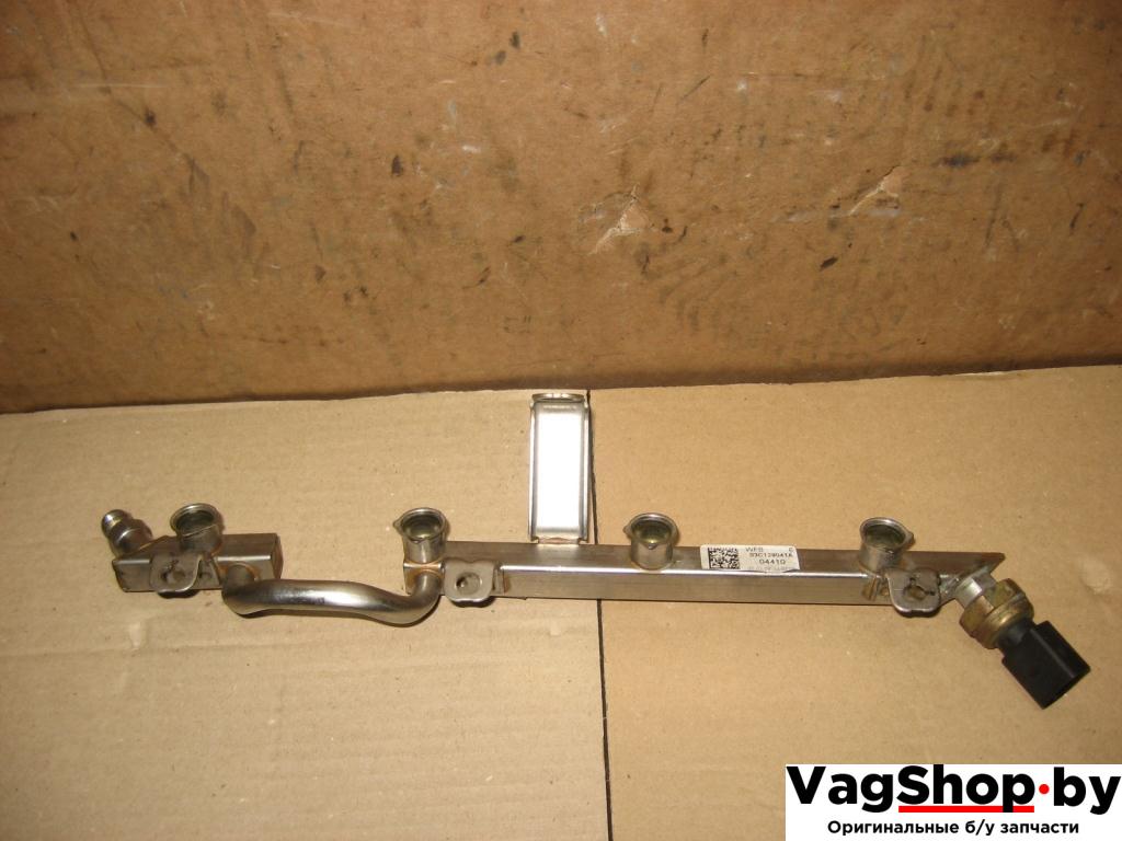 топливная рампа Volkswagen Passat B6 2009, 1.4 л., TSI, бензин, газ, АКПП, черный, универсал, передний привод, 03C906051A, 03C133317A, 03C129041A - фото №1