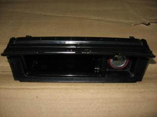 пепельница Volkswagen Passat B6 2010, 2.0 л., TDi, CBB, дизель, АКПП, серый, универсал, полный привод, 3C0863284G