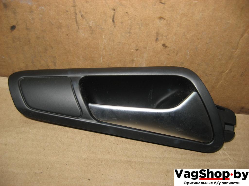 ручка внутренняя передняя правая Volkswagen Passat B6 2010, 2.0 л., TDi, CBB, дизель, АКПП, серый, универсал, полный привод, 3C1837114 - фото №1