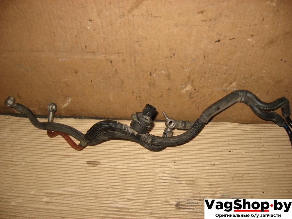 трубка топливная Audi Q7 4L 2007, 3.0 л., TDi, BUG, дизель, АКПП, серый, внедорожник 5 дв., полный привод, 038906081B, 059130300BN - фото №1