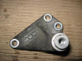 кронштейн (крепление) Audi Q7 4L 2007, 3.0 л., TDi, BUG, дизель, АКПП, серый, внедорожник 5 дв., полный привод, 059145174A