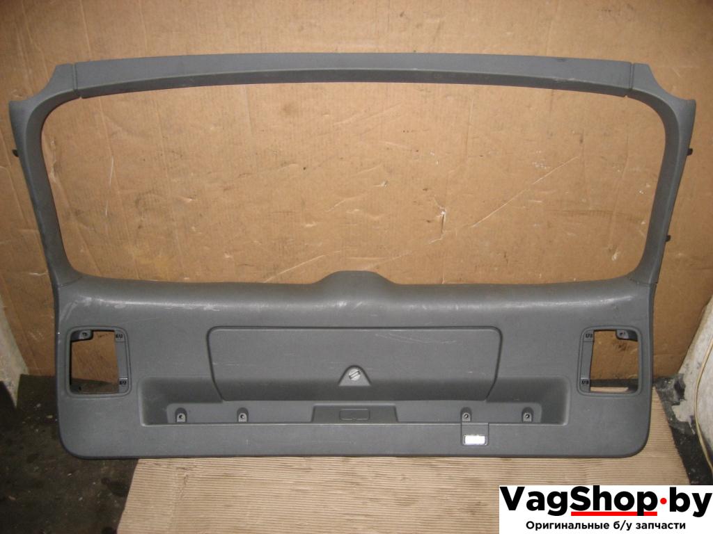 обшивка крышки багажника Audi Q7 4L 2007, 3.0 л., TDi, BUG, дизель, АКПП, серый, внедорожник 5 дв., полный привод, 4L0867973B, 4L0867973 - фото №1
