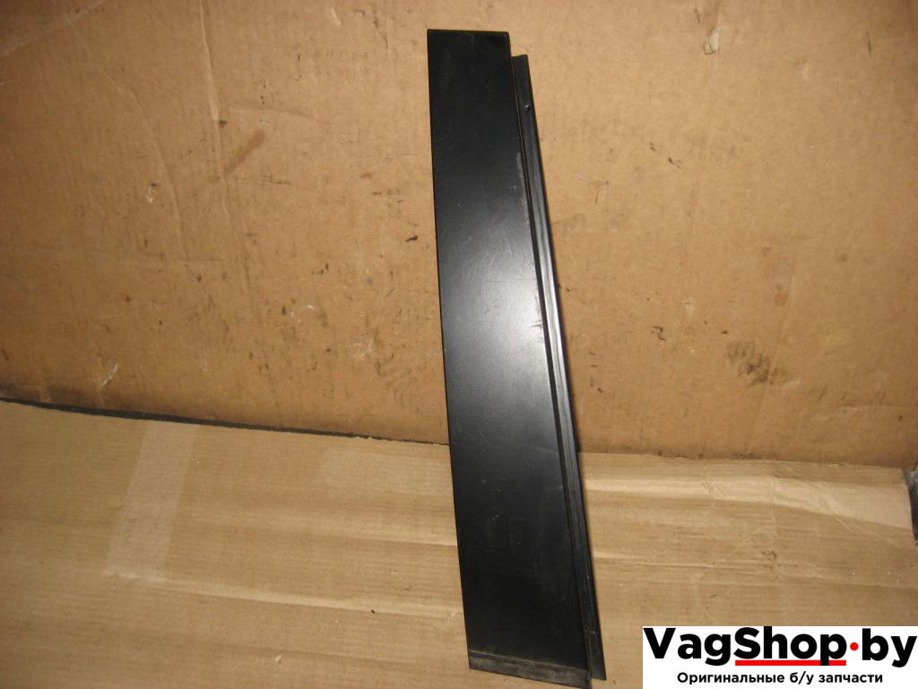 молдинг (накладка кузовная) Volkswagen Golf 5 поколение 2008, 1.9 л., TDi, BLS, дизель, МКПП, белый, хетчбэк 5 дв., передний привод - фото №1