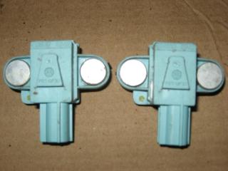 датчик удара Audi A6 4F/C6 2006, 3.2 л., FSI, AUK, бензин, АКПП, белый, универсал, полный привод, 4F0955557