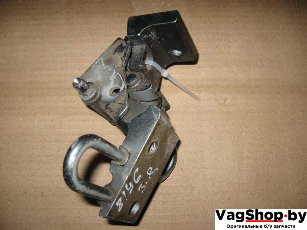 петля двери Audi Q7 4L 2007, 3.0 л., TDi, BUG, дизель, АКПП, серый, внедорожник 5 дв., полный привод - фото №1