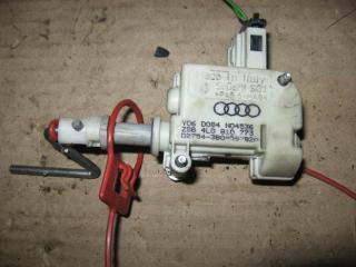 активатор замка крышки топливного бака Audi Q7 4L 2007, 3.0 л., TDi, BUG, дизель, АКПП, серый, внедорожник 5 дв., полный привод, 4L0810773