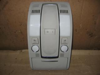 фонарь салона (плафон) Audi Q7 4L 2007, 3.0 л., TDi, BUG, дизель, АКПП, серый, внедорожник 5 дв., полный привод, 4L0947135G