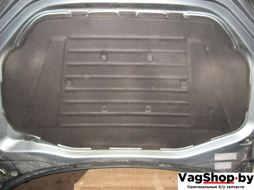 шумоизоляция капота Audi Q7 4L 2007, 3.0 л., TDi, BUG, дизель, АКПП, серый, внедорожник 5 дв., полный привод - фото №1