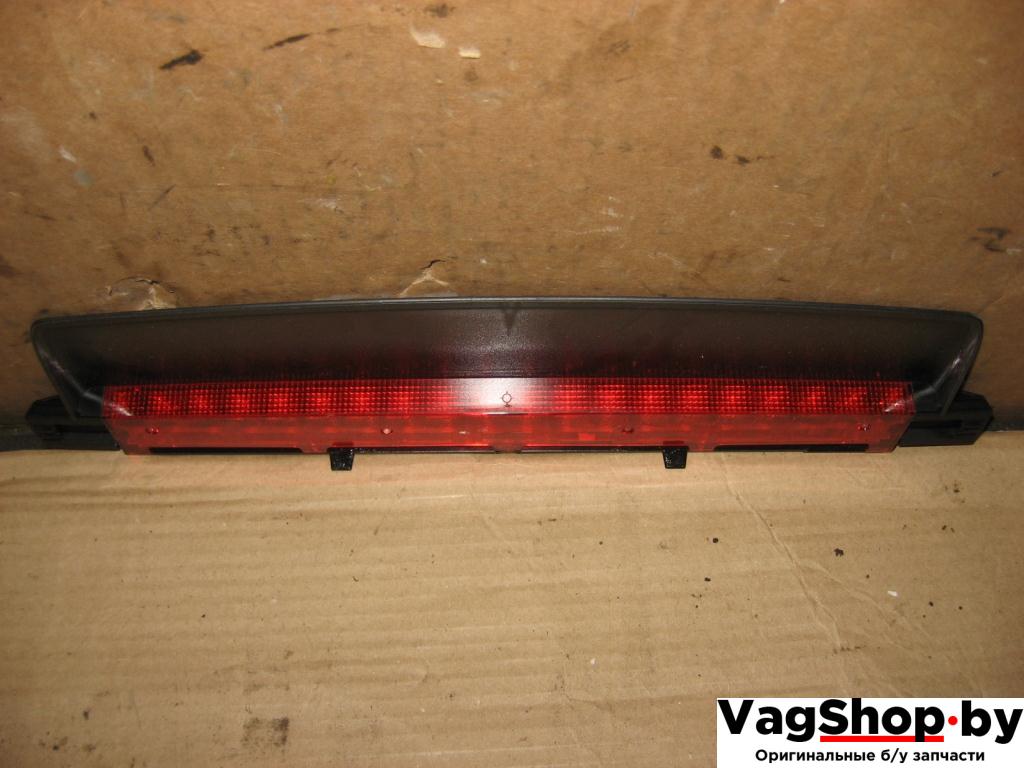 стоп-сигнал Audi A6 4F/C6 2007, 4.2 л., FSI, BVJ, бензин, АКПП, синий темный, седан, полный привод, 4F5945097 - фото №1