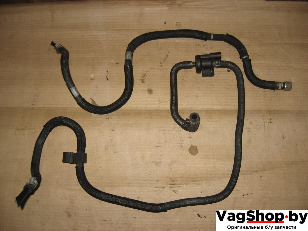 трубка топливная Audi A6 4F/C6 2007, 4.2 л., FSI, BVJ, бензин, АКПП, синий темный, седан, полный привод, 4F0201215T - фото №1