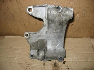 кронштейн генератора Audi A6 4F/C6 2007, 4.2 л., FSI, BVJ, бензин, АКПП, синий темный, седан, полный привод, 079903805AD