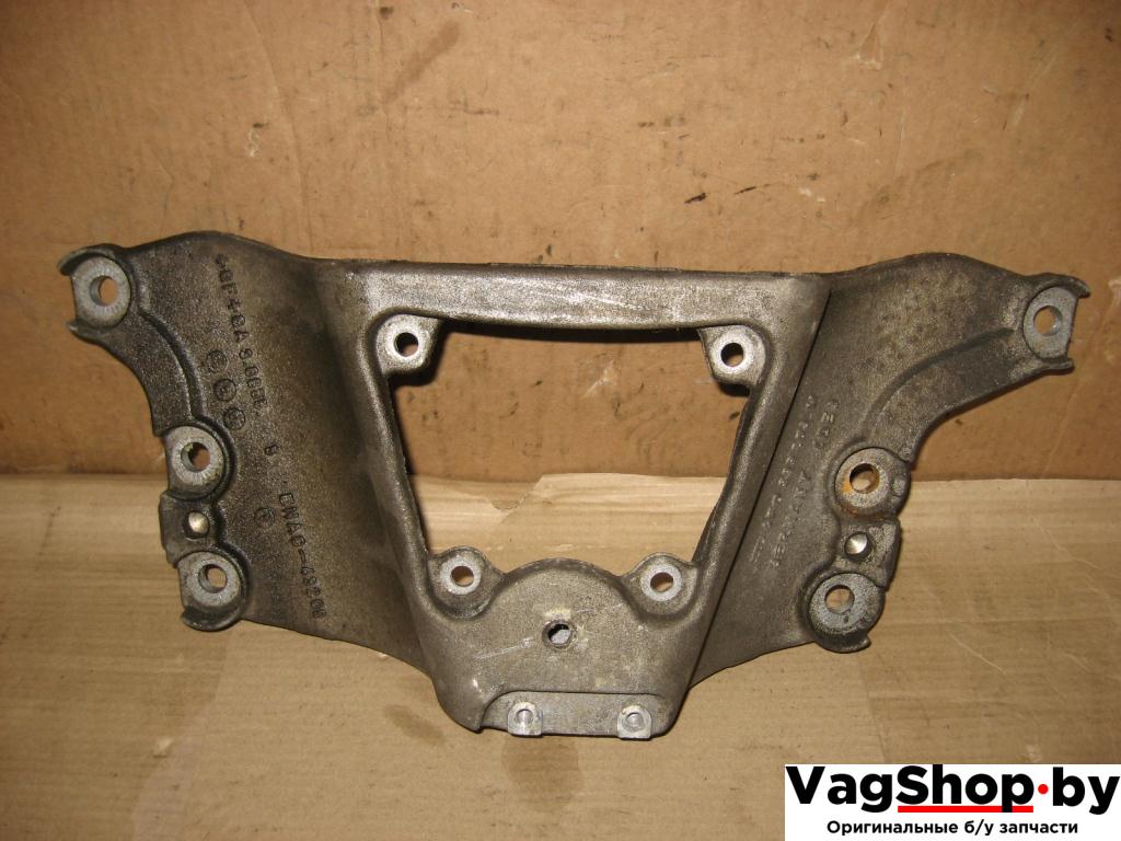 кронштейн КПП Audi A6 4F/C6 2007, 4.2 л., FSI, BVJ, бензин, АКПП, синий темный, седан, полный привод, 4F0399263M - фото №1