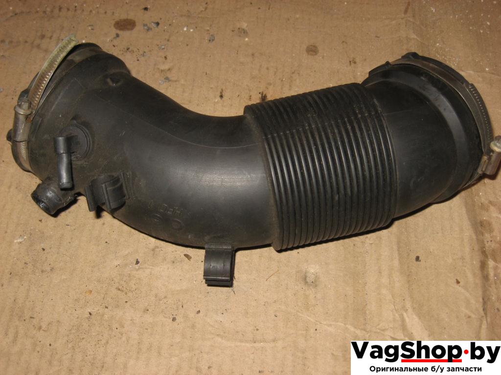 воздуховод Audi A6 4F/C6 2007, 4.2 л., FSI, BVJ, бензин, АКПП, синий темный, седан, полный привод, 079129628A - фото №1