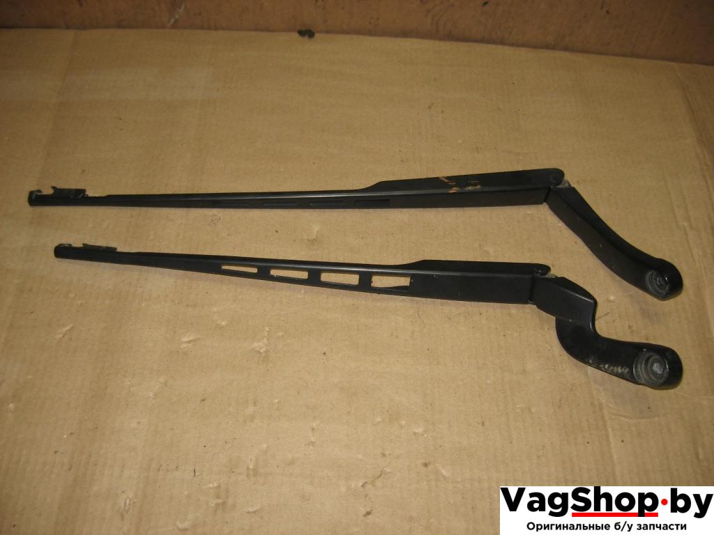 щеткодержатель (поводок стеклоочистителя, дворник) Audi A6 4F/C6 2007, 4.2 л., FSI, BVJ, бензин, АКПП, синий темный, седан, полный привод, 4F1955410 - фото №1