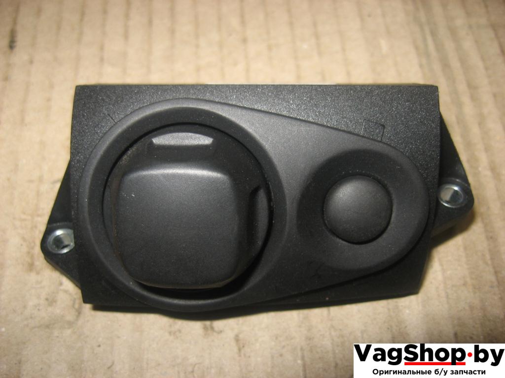 Джойстик регулировки рулевой колонки Audi A6 4F/C6 2007, 4.2 л., FSI, BVJ, бензин, АКПП, синий темный, седан, полный привод, 4E0953551 - фото №1