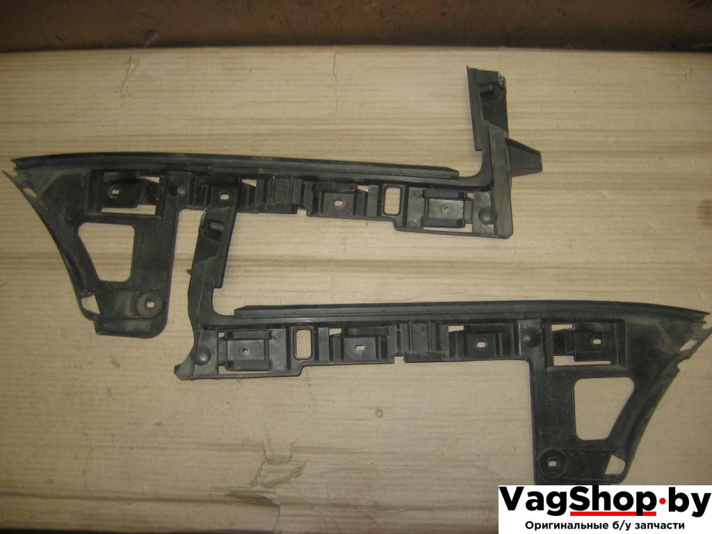 Крепление бампера заднего Volkswagen Passat B6 2009, 1.4 л., TSI, бензин, газ, АКПП, черный, универсал, передний привод, 3C9807393, 3C9807394 - фото №1