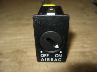 кнопка (выключатель) Volkswagen Passat B6 2009, 1.4 л., TSI, бензин, газ, АКПП, черный, универсал, передний привод, 3C0919237A