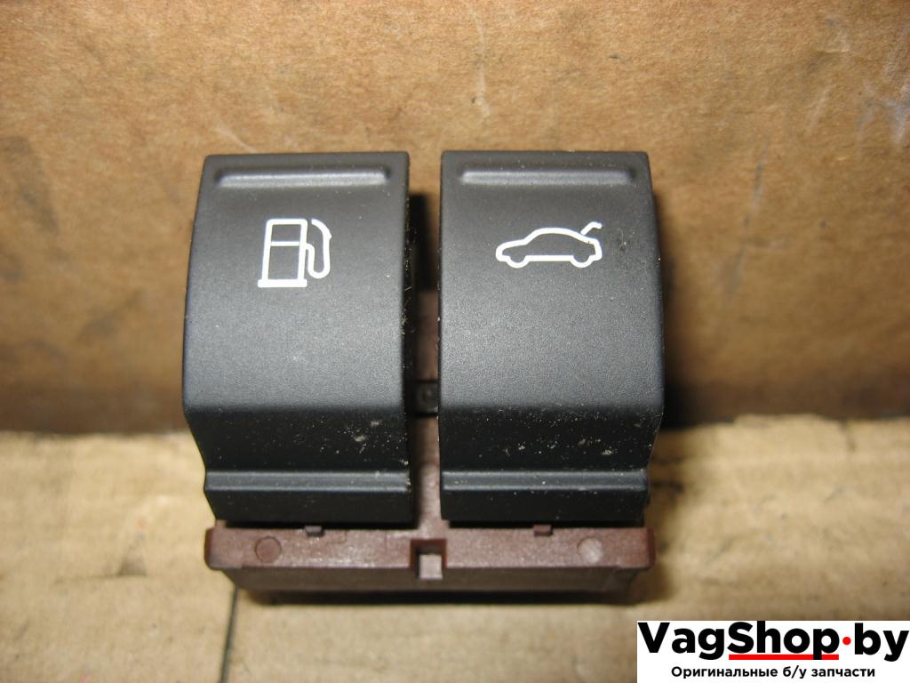 кнопка открытия лючка топливного бака Volkswagen Passat B6 2009, 1.4 л., TSI, бензин, газ, АКПП, черный, универсал, передний привод, 3C0959903B - фото №1